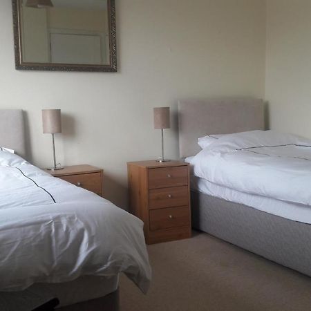 Budget Accommodation - Knocknacarra, غالواي المظهر الخارجي الصورة