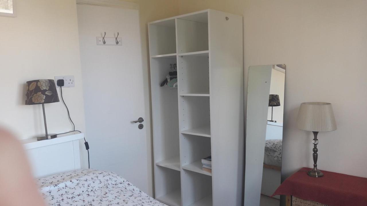 Budget Accommodation - Knocknacarra, غالواي المظهر الخارجي الصورة