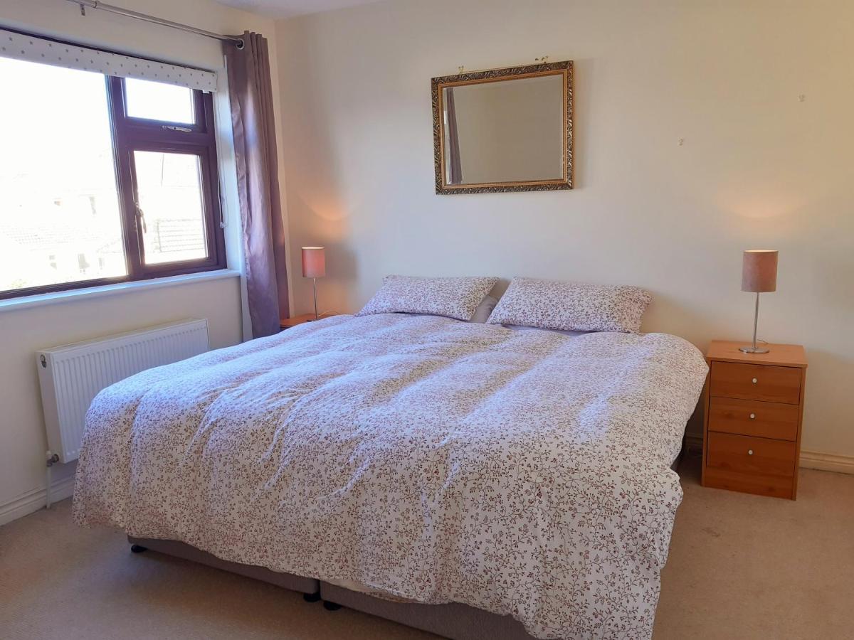 Budget Accommodation - Knocknacarra, غالواي المظهر الخارجي الصورة